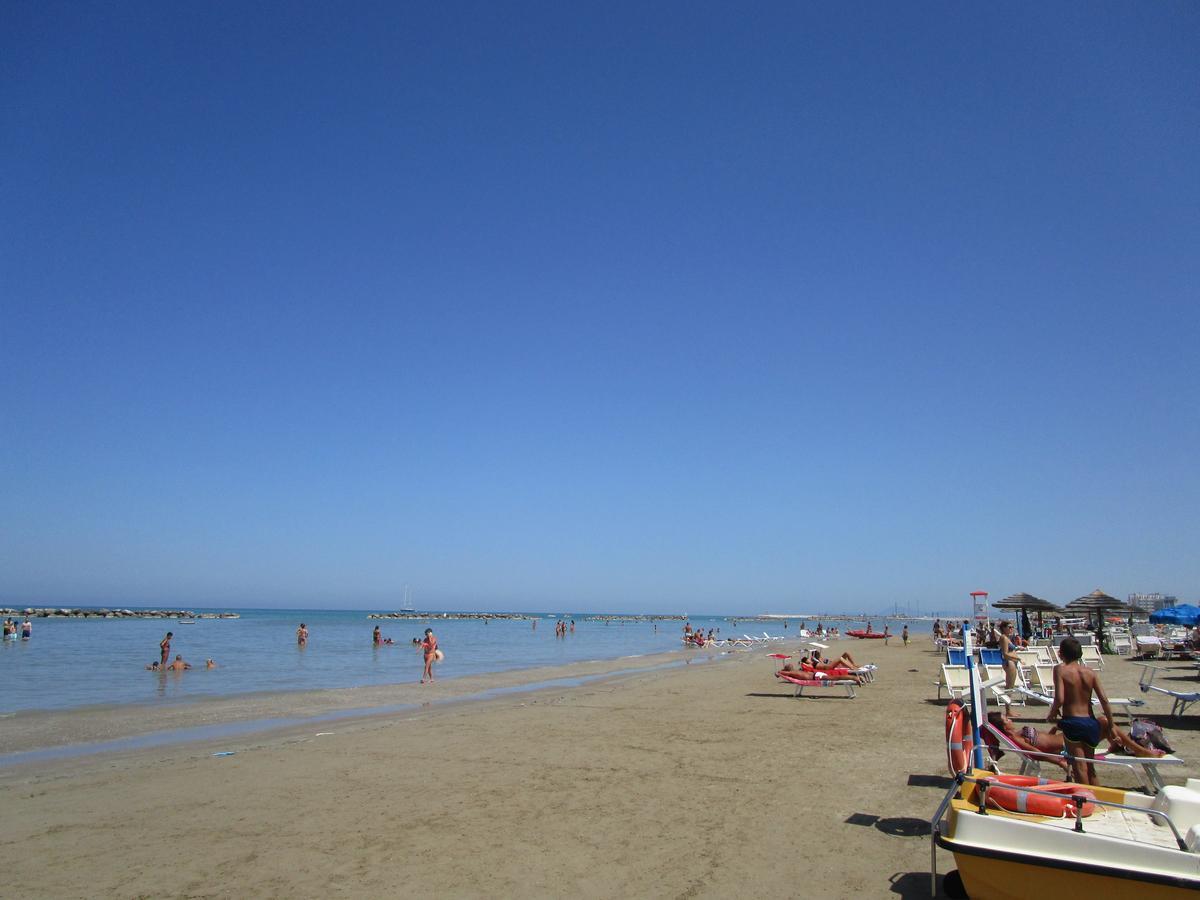 Albergo Primavera Senigallia Eksteriør billede